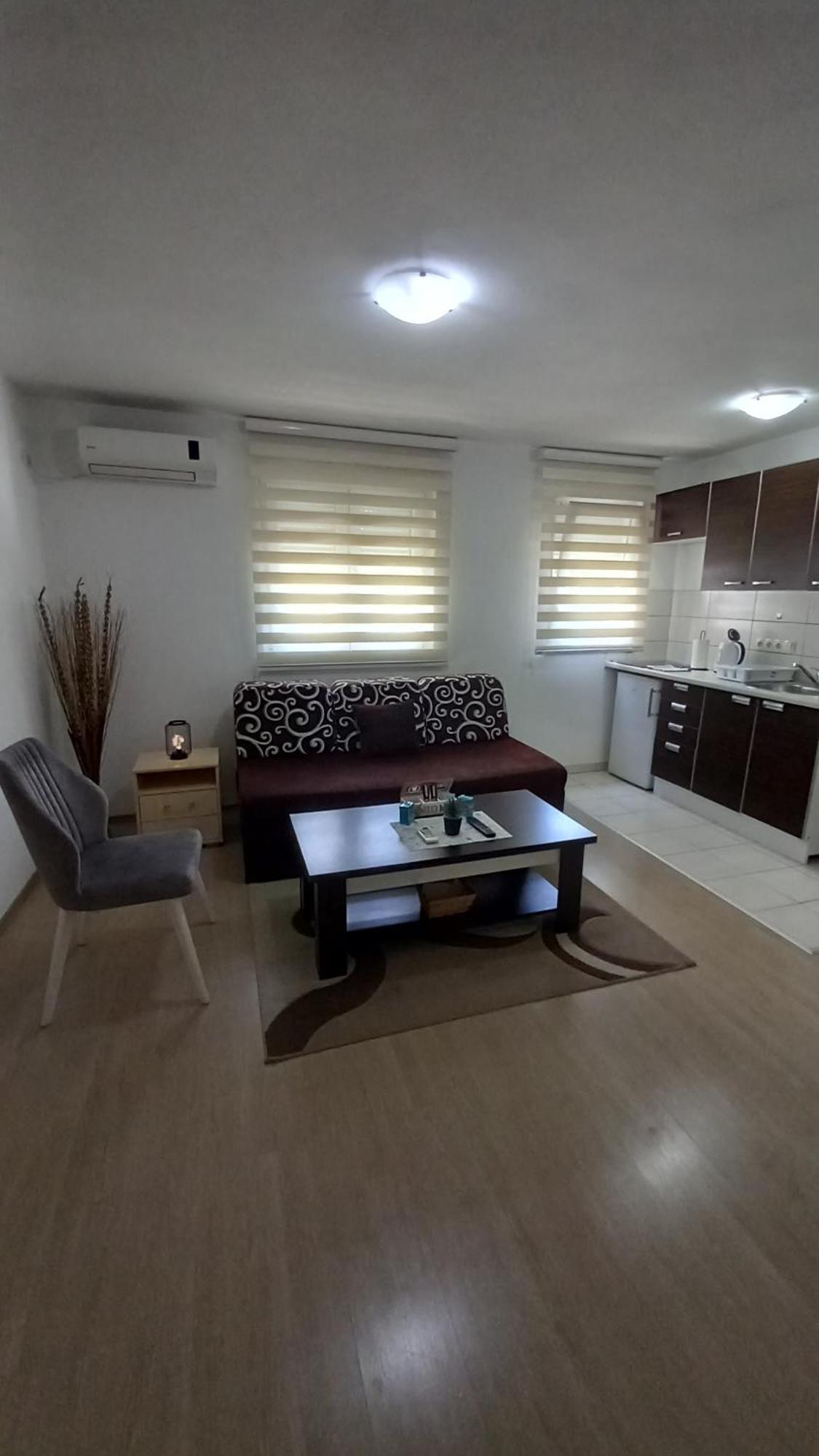 Apartments Platz Мостар Экстерьер фото