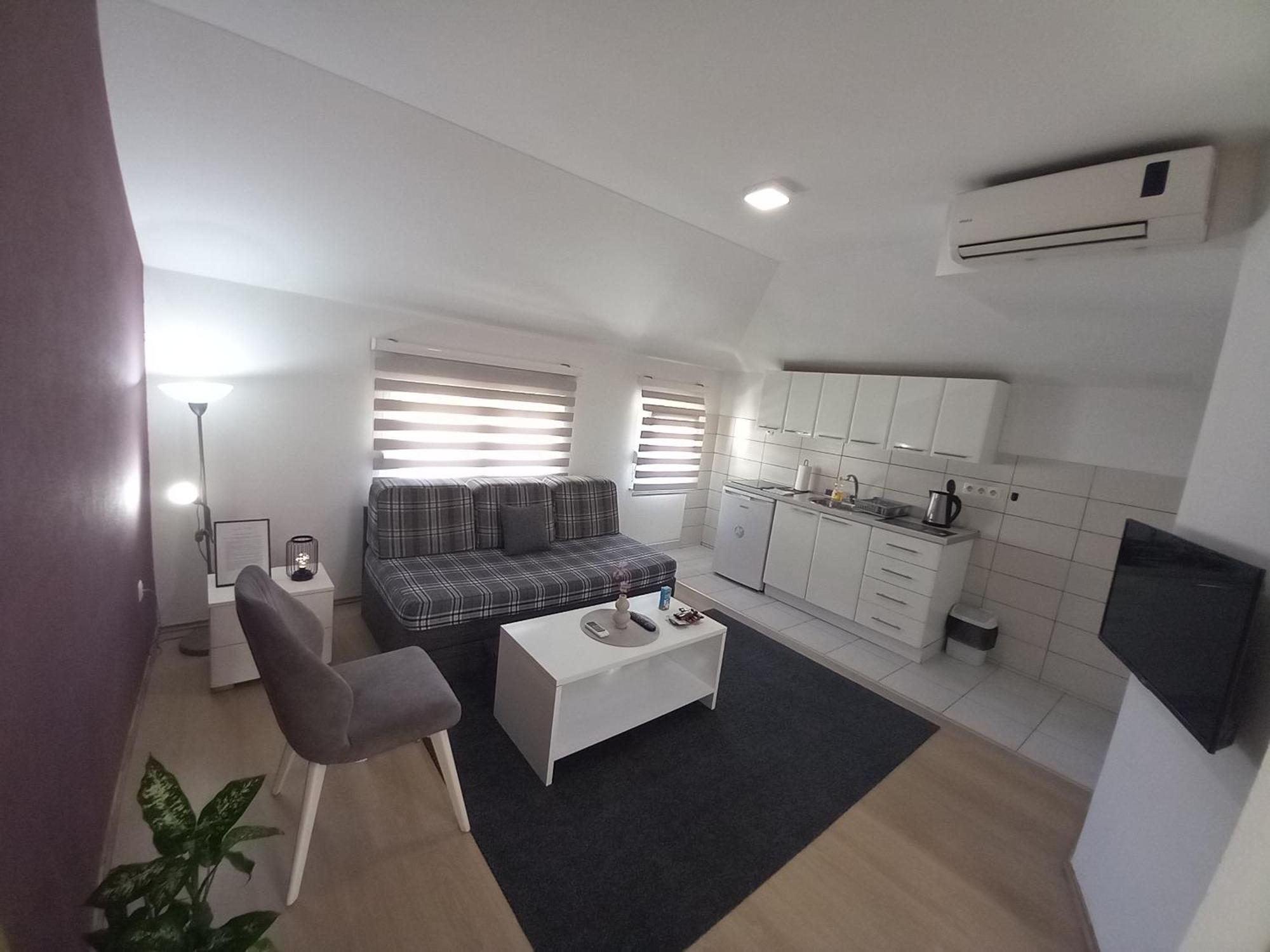Apartments Platz Мостар Экстерьер фото